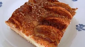 Jablkovo-skořicový koláč