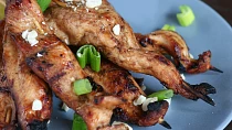 Kuřecí satay s arašídovou omáčkou II.