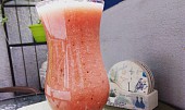 Melounové smoothie s banánem a vlákninou (Snidaně na nastartovani energie, porce skvělého osvěžení)