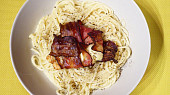 Parmezánové špagety se slaninou a mozzarellou, Parmezánové špagety se slaninou a mozzarellou