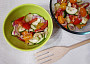 Šestibarevný okurkový salát