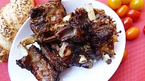 Žebírka pečená v troubě ve stylu BBQ