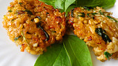 Bulgurové placky s lilkem (kibbeh)