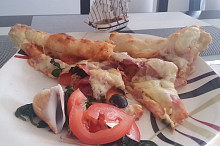 Naše luxus "korbáčková" pizza