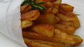 Paprikové hranolky s česnekem