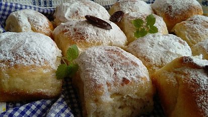 Babiččiny buchty s mákem a povidly