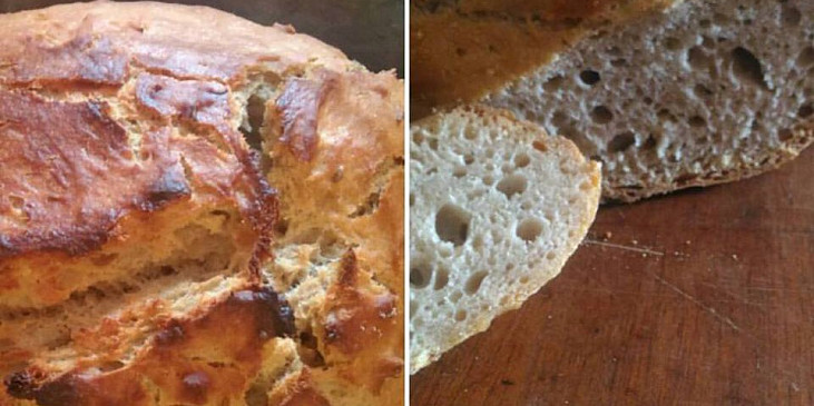 Chléb bez hnětení po upečení a v řezu.