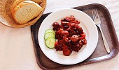 Řecké klobásy s červenými fazolemi (Řecké klobásy s červenými fazolemi)
