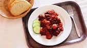 Řecké klobásy s červenými fazolemi, Řecké klobásy s červenými fazolemi