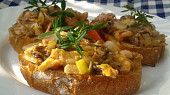 Bruschetta s mořskými plody