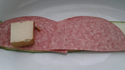 Cuketové závitky s tofu