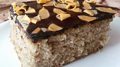 Cuketovo kokosový moučník s čokoládovou polevou