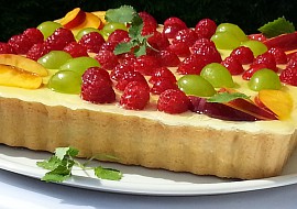Lahodný linecký ovocný koláč s krémem