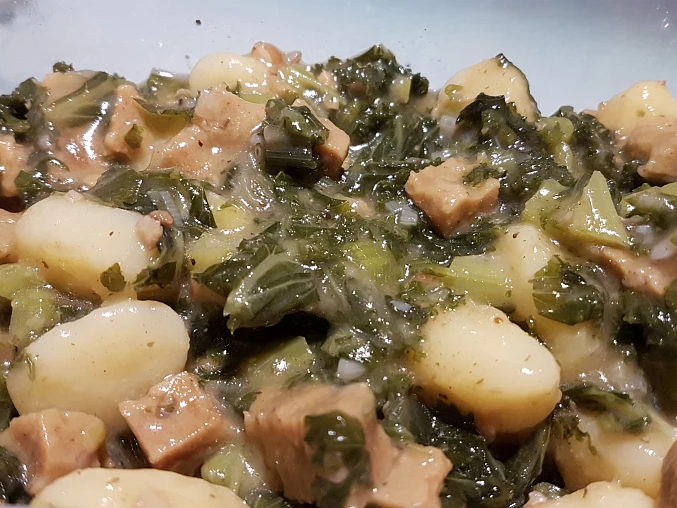 Klaso kostky s kadeřavou kapustou a bramborovými gnocchi Klaso kostky s kadeřavou kapustou a bramborovými gnocchi