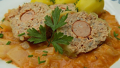 Plněná paprika na čínském zelí