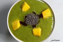 Smoothie miska banán-mango-špenát