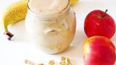 Smoothie s jablkem a nektarinkou