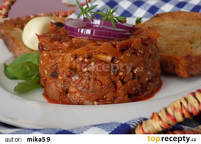 "Tataráček" z lilku a sušených rajčat