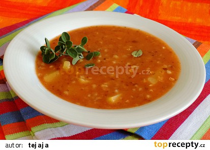 Česneková polévka s pohankou