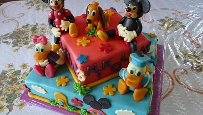 Dort Mickeyho klubík