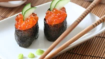Gunkan sushi