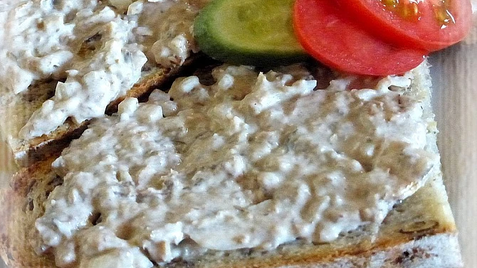Majonézová pomazánka se sardinkami