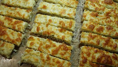 Řezy z quinoy - základ pro bezlepkovou pizzu