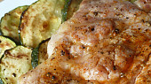 Steak z krkovičky s grilovanou cuketkou