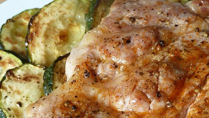 Steak z krkovičky s grilovanou cuketkou