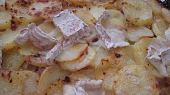 Zapečené brambory aneb co lednička dala
