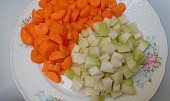 Zeleninová polévka s vajíčkem a nudlemi, Zeleninová polévka -mrkev a kedlubna