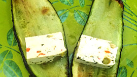 Cuketové závitky s tofu chilli