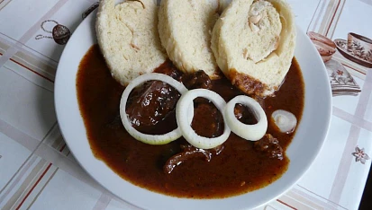 Popovický hovězí guláš na pivě