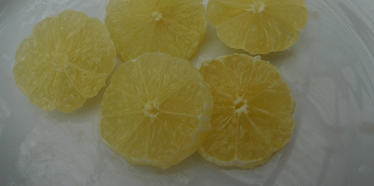 Šťáva z černého bezu - připravený citron
