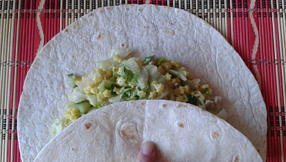 Tortilla plněná kuřecím masem