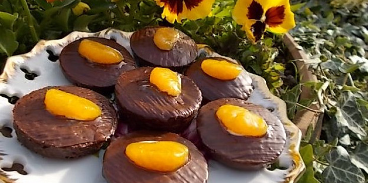 Čokoládové mini dortíky z piškotu