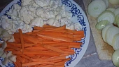 Kávovo-kminový steak z kotlety se zeleninou