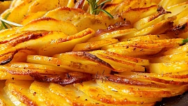 Pečené cibulové brambory