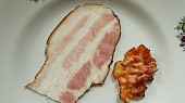 Slanina pražená v mikrovnce