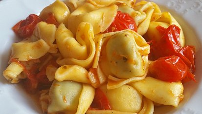 Tortellini v rajčatové omáčce