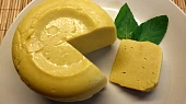 Veganský cizrnový sýr (bez ořechů, soji a agaru)