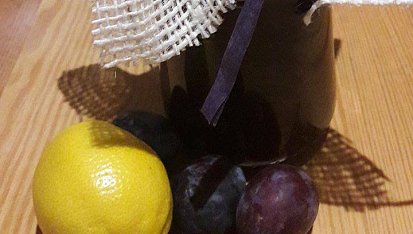 Výborná švestková marmeláda se skořicí a citrónem