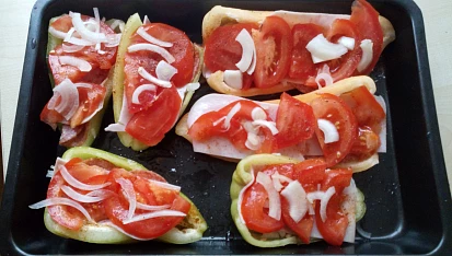 Zapečené papriky s anglickou slaninou