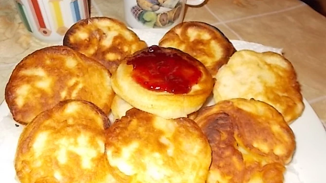Nadýchané lívanečky s jablky