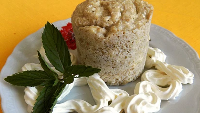 Banánový mugcake s kokosem