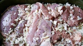 Krůtí na přepuštěném másle a pomerančové šťávě