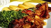 Pečená krkovice s bůčkem a cibulí