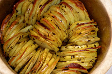 S citronovým tymiánem, citronovým a česnekovým olejem. Delikatesa, díky Ivuško :-)