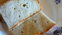 Kváskový chleba se semolou