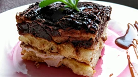 Odlehčené banánové "tiramisu"  (bez cukru, smetany, šlehaček, pomazánkového másla apod.)